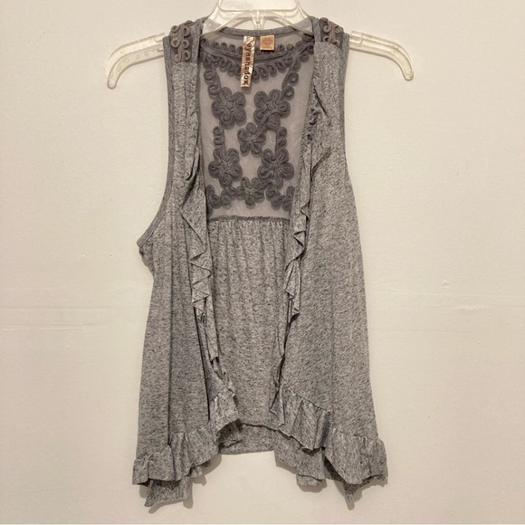 Eyeshadow Tops - Eyeshadow Gray Cardigan Sleeveless Womens Size Medium Crotchet Flowers Layering